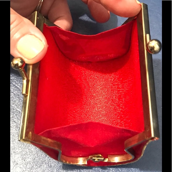 Silk floral kisslock coin purse - Picture 10 of 16